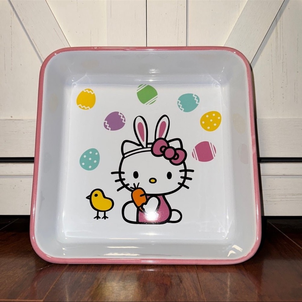 Hello Kitty Easter Baking Dish